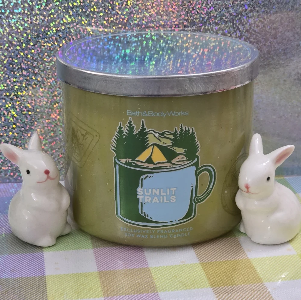 Bath & Body Works Sunlit Trails Soy Wax 3-Wick Candle NEW RARE / Safe Shipping